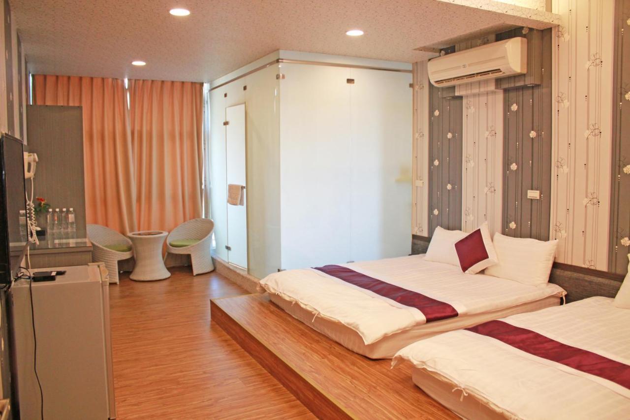 Wind Town Guest House Kota Tua Kota Tua Hengchun Bagian luar foto